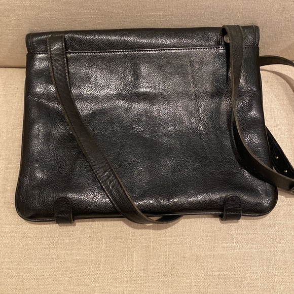 IL Bisonte Wanny Di Filippo black leather handbag - Picture 2 of 3